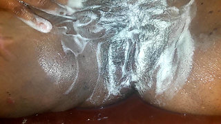 Dhanu shaving her pink pussy.