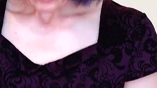 Big Breasted Mature MILF Tigger Rubs Her Pussy Hard Until She Cums