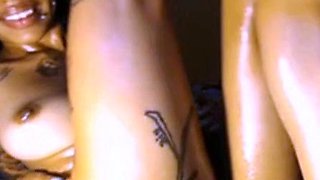 Black Amateur on Webcam Gets Plugged