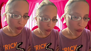 Asmr Bursting Bubblegum Bubbles