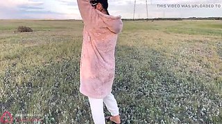 Amelia Queen Public Pissing Compilation Outdoor Pee in Nature Park & Beach