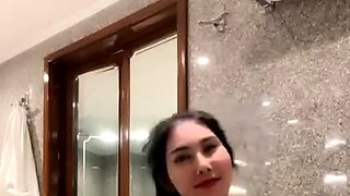 influencer Thai PimPattama of