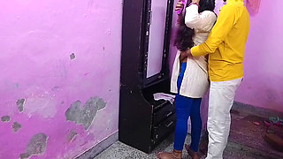 Seeing the Landlord's Daughter Alone, I Fucked Her Hard