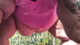 Mechanics Are Working on Her Car She Eats His Cum Like a Hot Porn Star