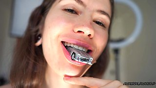 Gentle Giantess Taste Your Car Custom