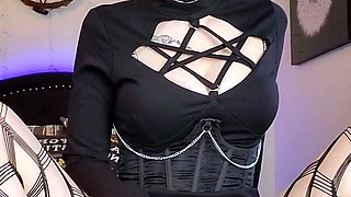 Amateur Webcam Teen Masturbates And Teases