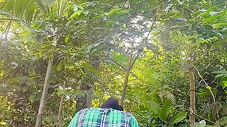Sri Lankan girl outdoor dildo fuck in green uniform pussy spread