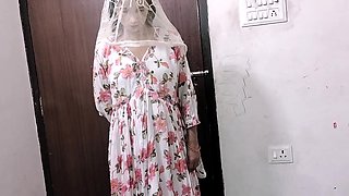 Bride and her chubby Indian husband are making love