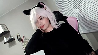 Blonde teen Sierras first erotic masturbation video