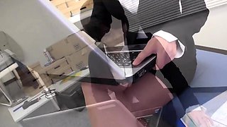 Mio Kuroki Becomes A Free Use Office Stress Release