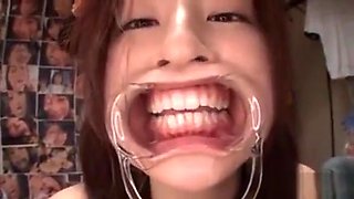 Cute Asian Babe Gets Horny