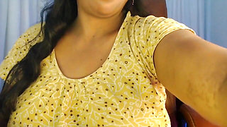 Sexy Hot Girl Boobs Press Gug in Mouth Show Dildo Show.