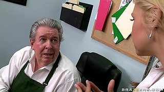 Only One Way To Save The Store! With Sarah Vandella, Keiran Lee - Brazzers