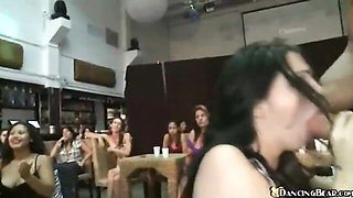 Blowjob scene with pure Fabiane Thompson from Dancing Bear