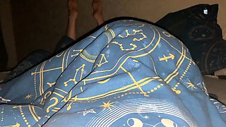 Stepcrony's daughter steams bj to stepfather under blanket