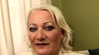 Luscious mature diva Cecily fucked and licked