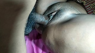 Indian Maid Aunty Wearing Saree and Give Her Pussy to Owner,owner and Servent Sex Video
