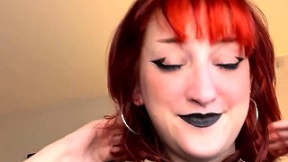 Big boob brunette masturbates on webcam