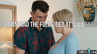 Mature stepmom cant resist stepsons knob