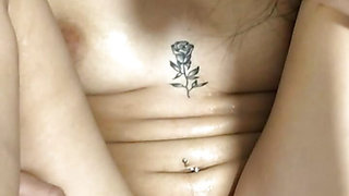 Squirting orgasm makes my boyfriend cum inside me