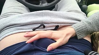 Hand job, amateur couple, big cumshot