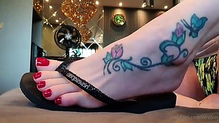Close up foot fetish on cam