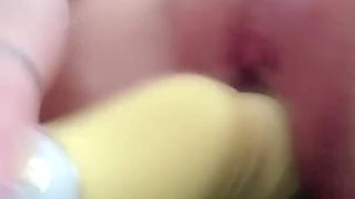 Creamy yoga pants squirt & toying