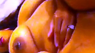 Big-Titted Indian Girl Masturbates on Webcam