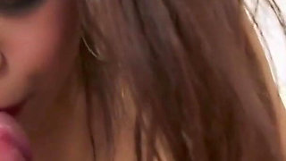 Thai slut ride it along