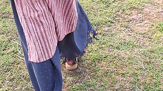 Indian Desi Wife Outdoor Sex Desi Village Aunty Outdoor Sex Desi Indian Wife Outdoor Sex