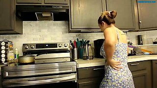 Mommy with big boobs Amateur porn