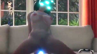 Girl masturbating In VR