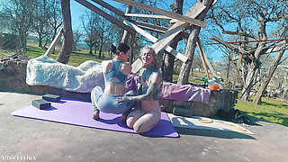 JOI Voyeur Stretching in Yogapants with my tattooed friend Anuskatzz