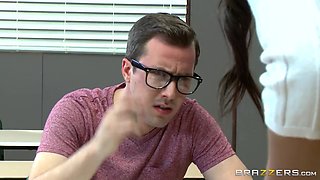 Pussy Lessons With Jessy Jones, Charlotte Oryan, Bianca Breeze - Brazzers