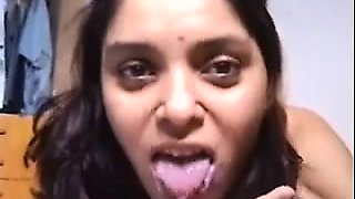 Hot desi indian aunty giving blowjob and fucking lover