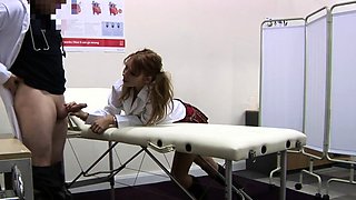 Petite CFNM babe get pounded in 3way