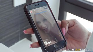 Zz Sneakshot Superstars With Moriah Mills, Keiran Lee, Nicolette Shea - Brazzers