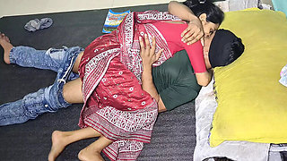 Hot Desi Girl Fucks Hard in Homemade Indian Sex Video