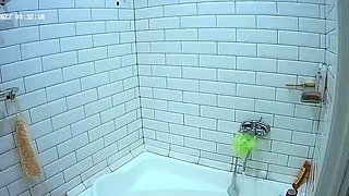 Sizzling Amateur Cock sucking Brunette on Cam