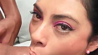 The Boss Is in Charge and Today She Decided to Fuck Her Employee.