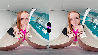 Horny Holly Molly Seduces Stranger At Luxury Hotel Pool - TeenMegaWorld