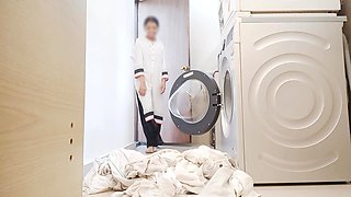 Indian Girl Stuck in Washing Machine the Boy Took Advantage New Sex Video 2025