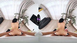Mini Mitzi Confronts Cheating Boyfriend With Sexy Moves - TmwVRnet