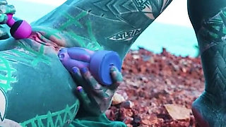 I Masturbate Outside My Anal Hole with Dildo Until I Need to Pee