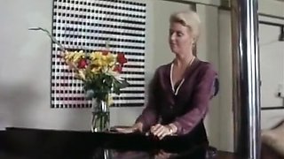 Amazing Fetish, Retro porn clip