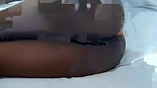 Pull out and Creampie in the bath