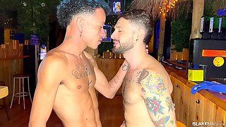 Enjoying Big Cock At The Club - Igor Lucios  Dinho