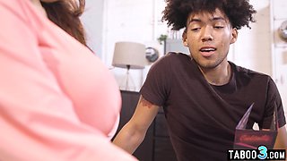 BIG BLACK PENIS stepson nailing his SBBW mommy stepmom