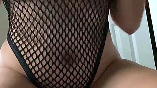 Big boob brunette masturbates on webcam