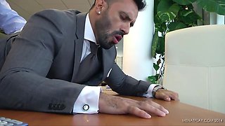 Alpha - MENatPLAY